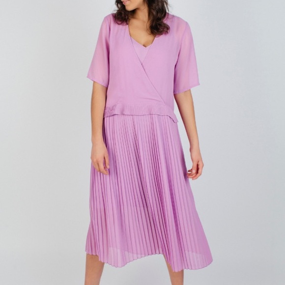 Joss Dress - Picture 2 of 3